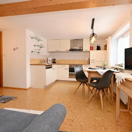 Familienbauernhof Koess Schertler 4*