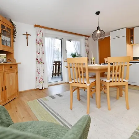 Familienbauernhof Koess Schertler 4*