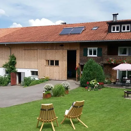 Familienbauernhof Koess Schertler 4* Egg