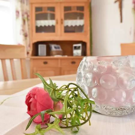 Bed & Breakfast Familienbauernhof Koess Schertler