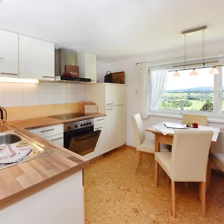 Familienbauernhof Koess Schertler 4* Egg